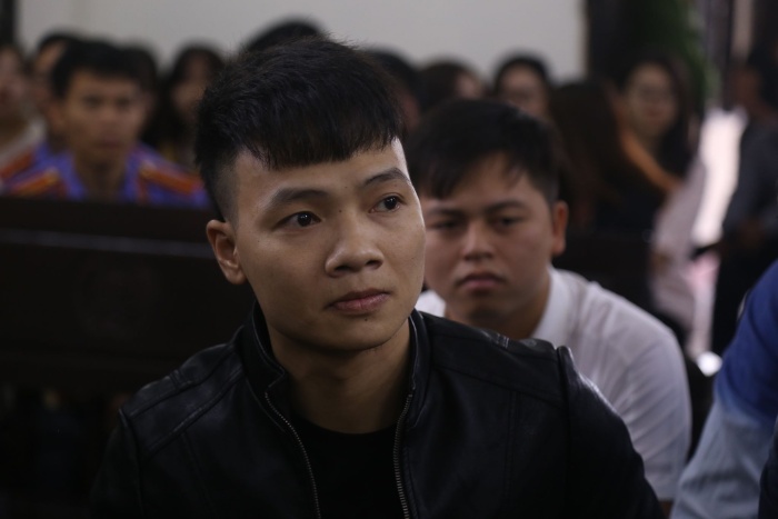 Khá Bảnh có tên thật là Ngô Bá Khá, anh sinh ngày 27 tháng 11 năm 1993