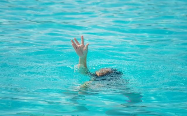 Mơ chết đuối đánh số gì?