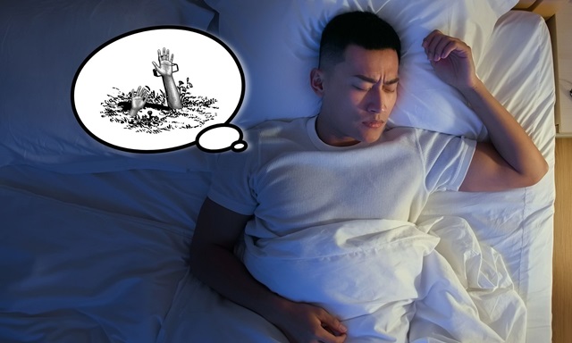 Giấc mơ chết đuối nhưng không chết biểu hiện một giai đoạn khó khăn đang trải qua